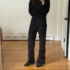 Elastic Crinkled Texture Black Women's Pants